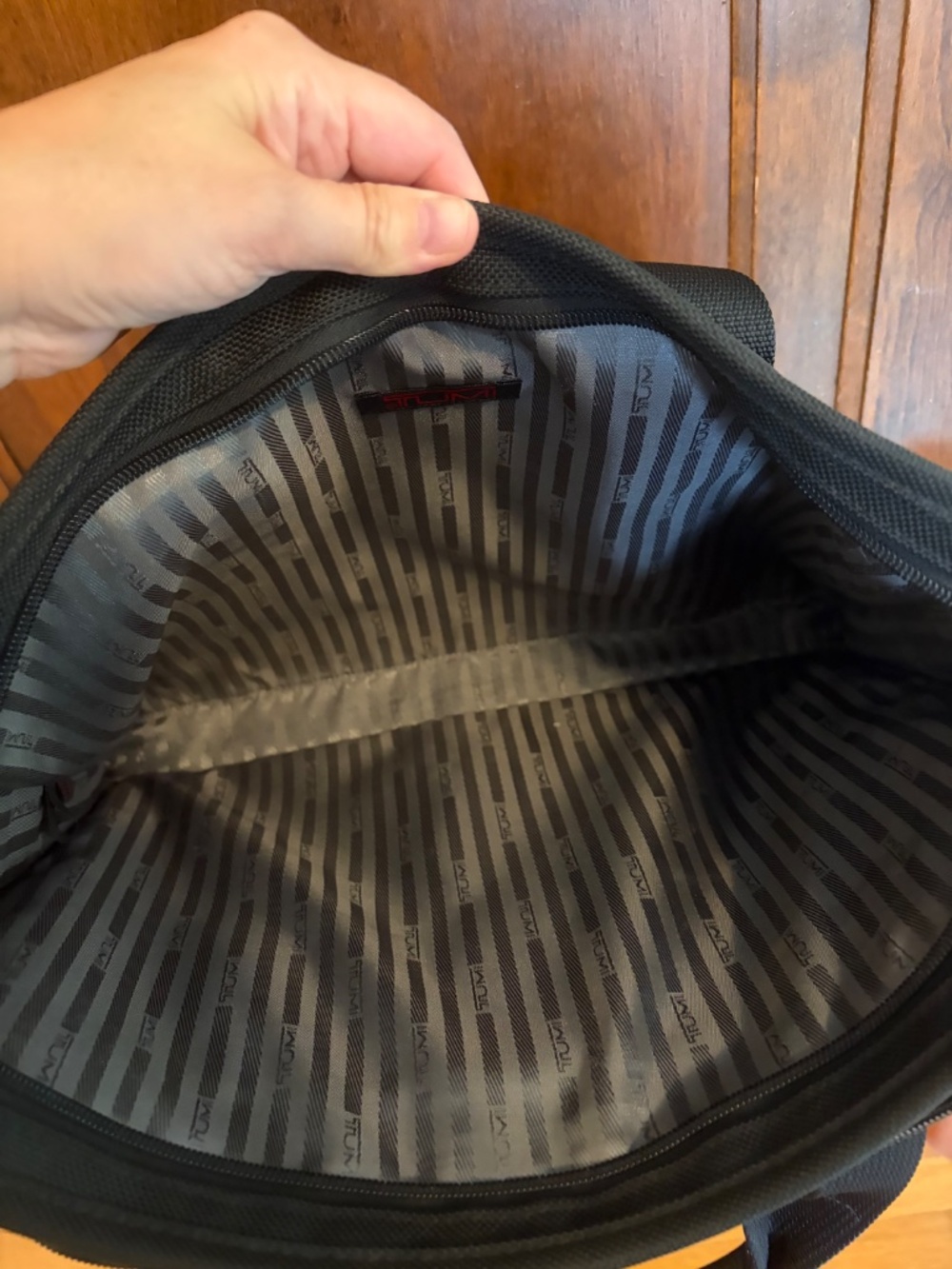 Tumi slim briefcase - Picture 7 of 7